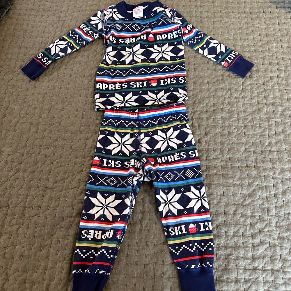 Hanna Andersson Apre Ski pajamas